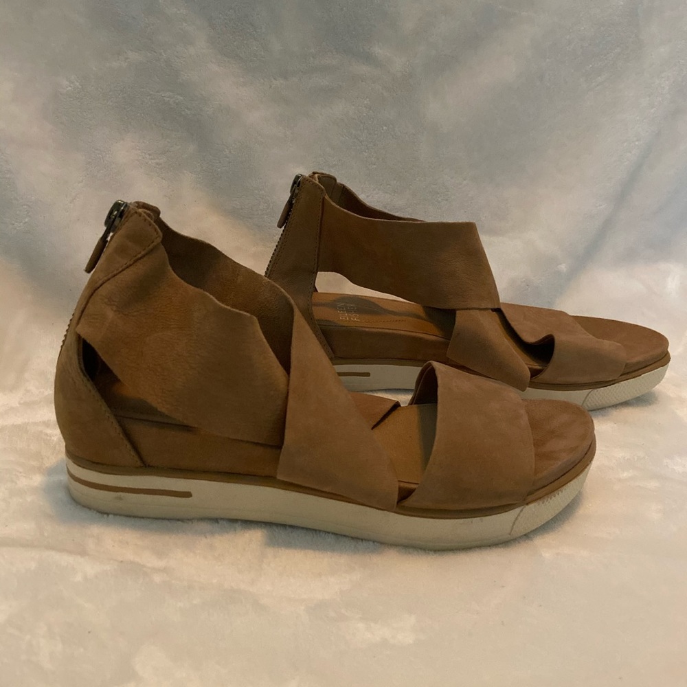 Eileen Fisher Light Brown Suede Sandals